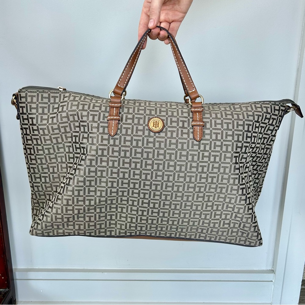 Tommy Hilfiger Brown Monogram Travel Bag